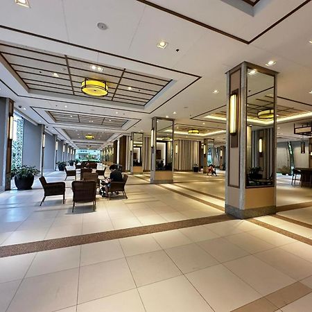 2 Bedroom Condo Unit Near Sm Bf & Naia At The Atherton By Dmci With 2 Balcony Paranaque City エクステリア 写真